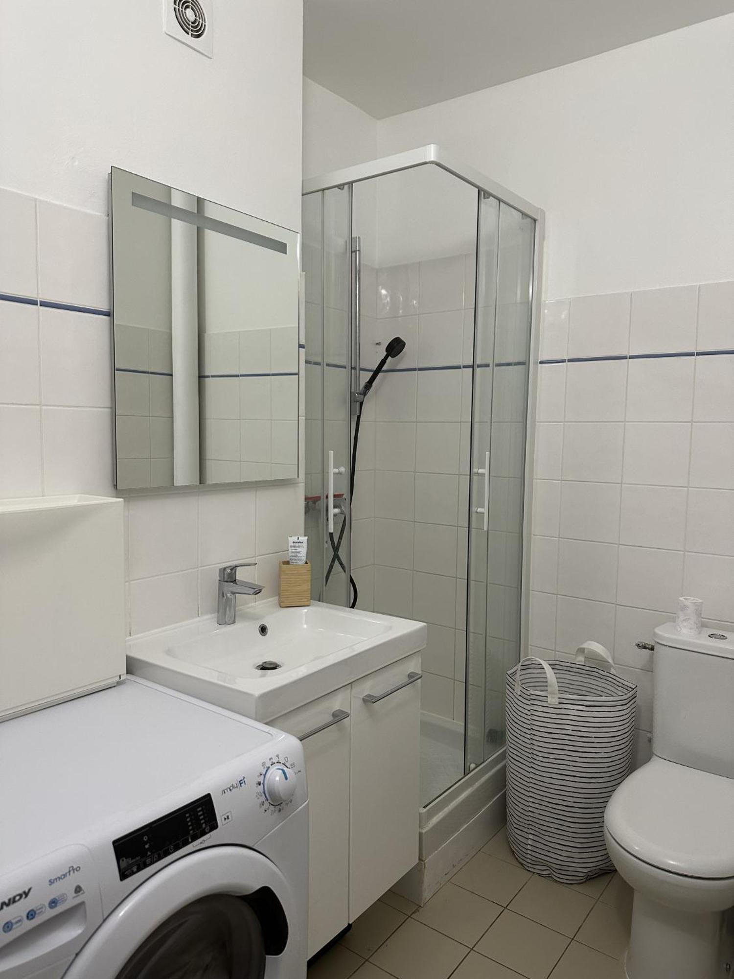 Apartment Spacieux De Charme Ideal Pour Les Couples Ou Les Familles *